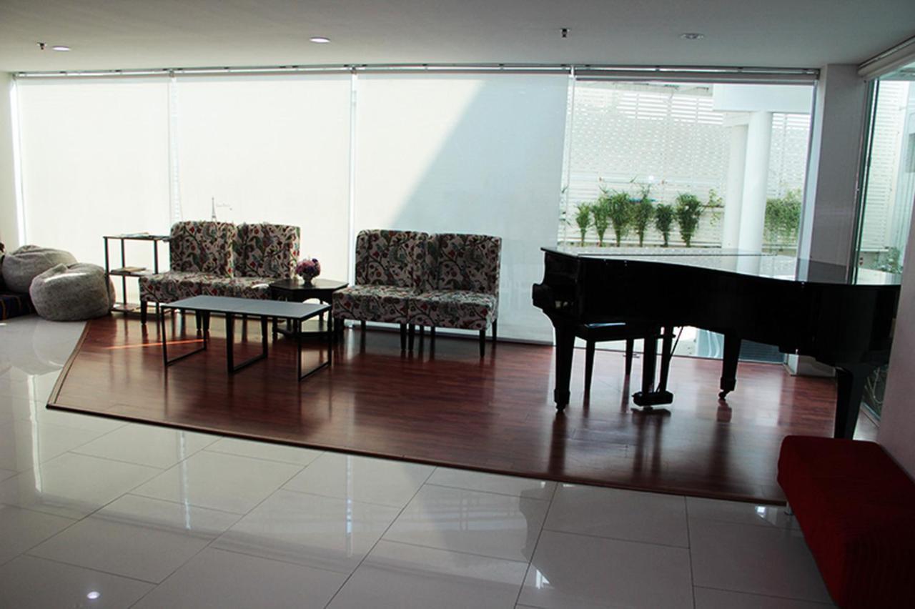 V Verve Service Apartment Hotel 차층사오 외부 사진