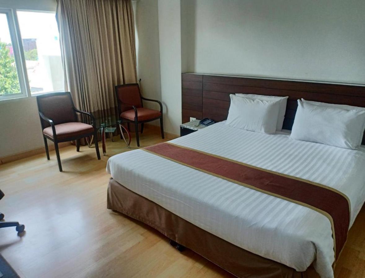 V Verve Service Apartment Hotel 차층사오 외부 사진