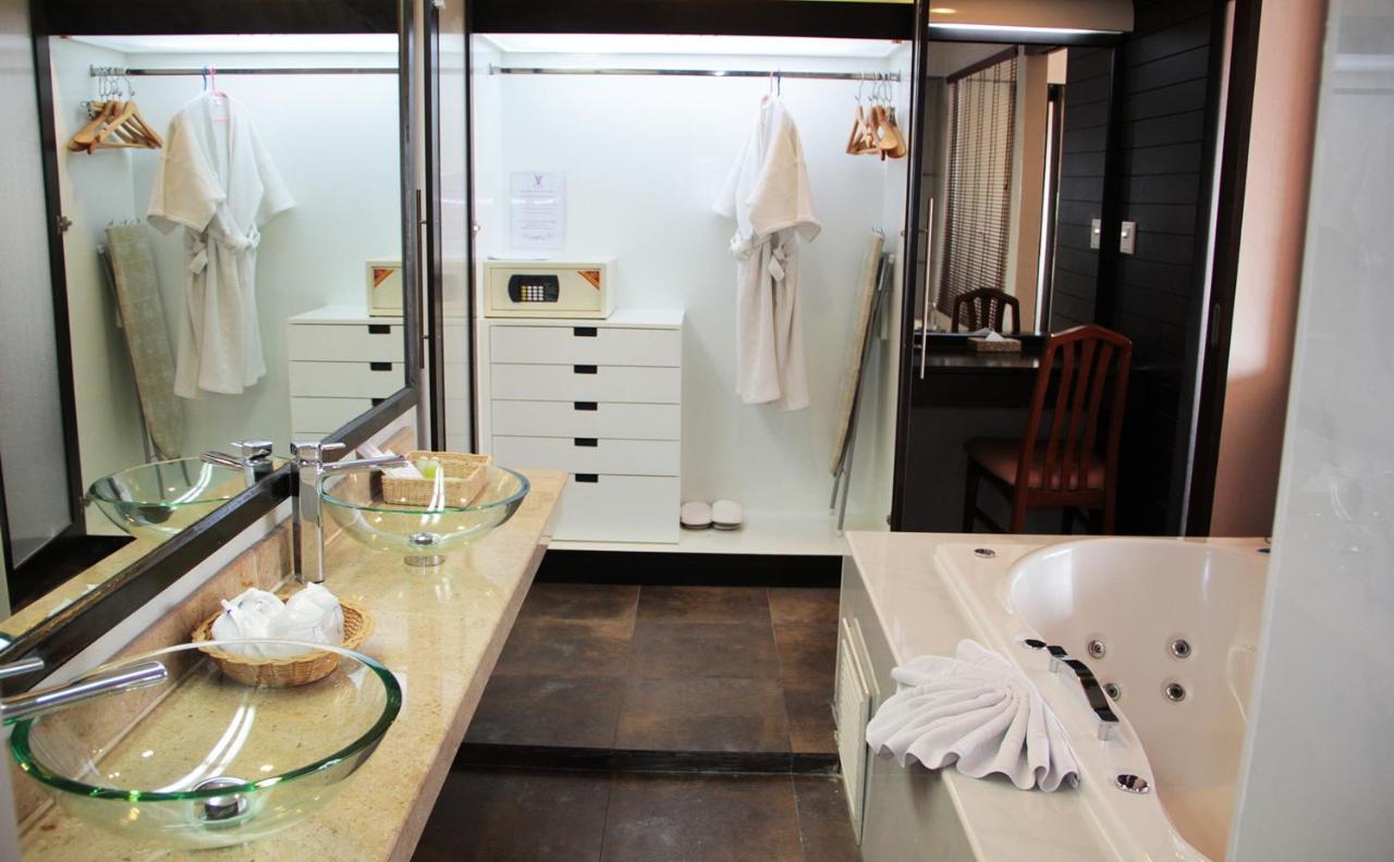 V Verve Service Apartment Hotel 차층사오 외부 사진